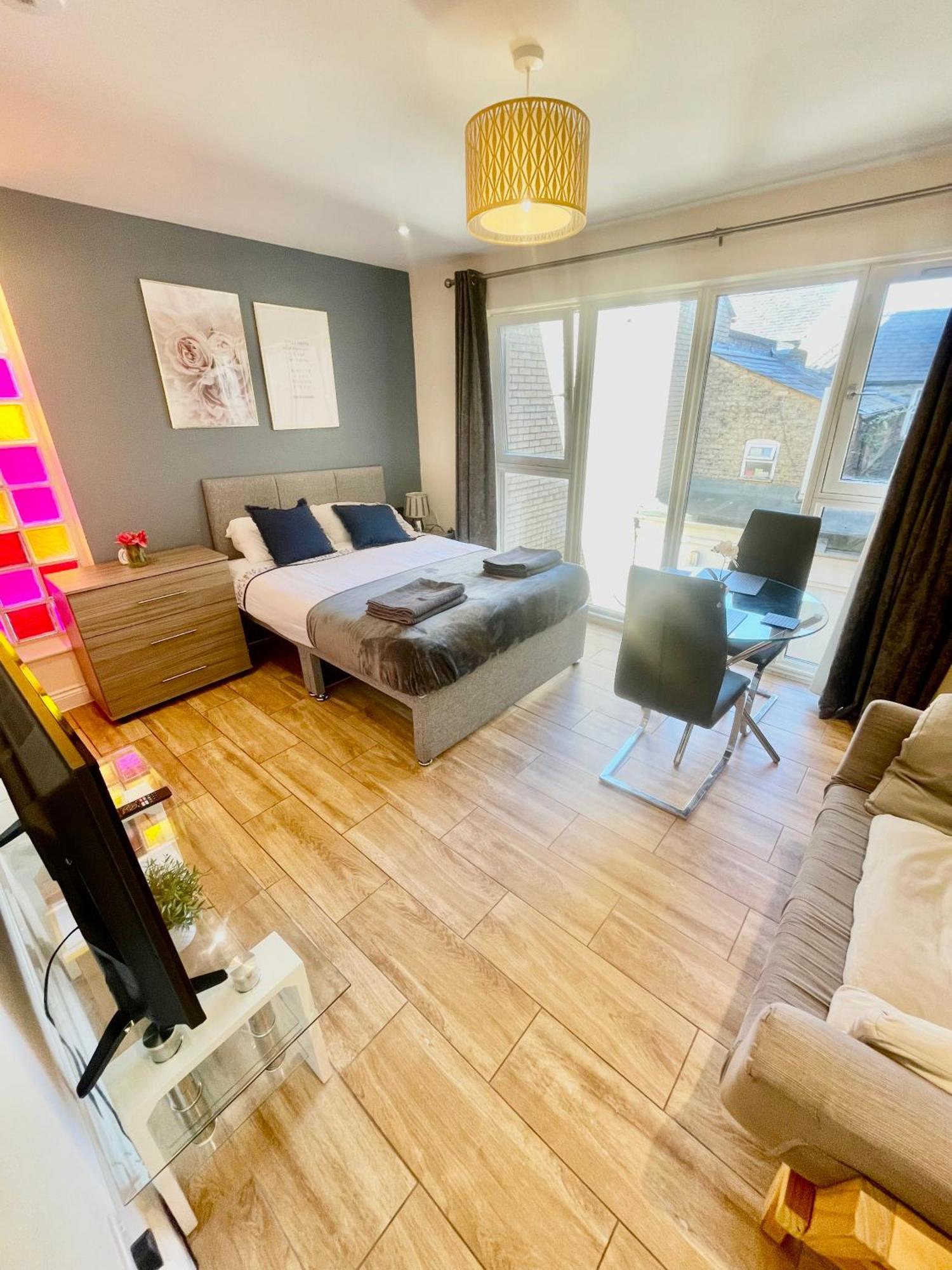 Cambridge City Centre Immaculate Studio Sleeps 2 - Central Location Paradise Street Exterior photo